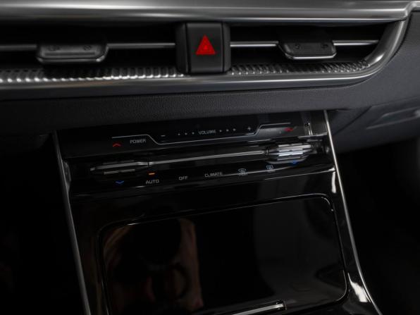 Kia K5 III с пробегом 2025 года, цена 3 920 000 рублей, 12 км, седан, Автокод Объявления