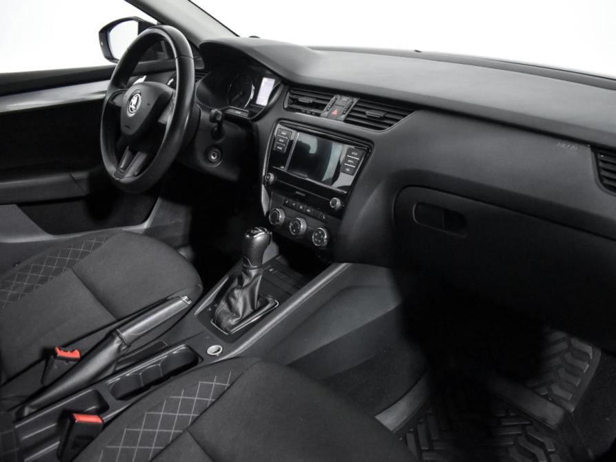 Skoda Octavia III (A7) Санкт-Петербург  - изображение 14