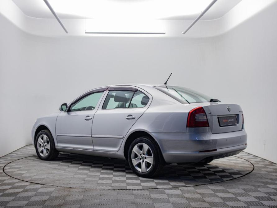 Skoda Octavia II (A5) Рестайлинг Москва  - изображение 7