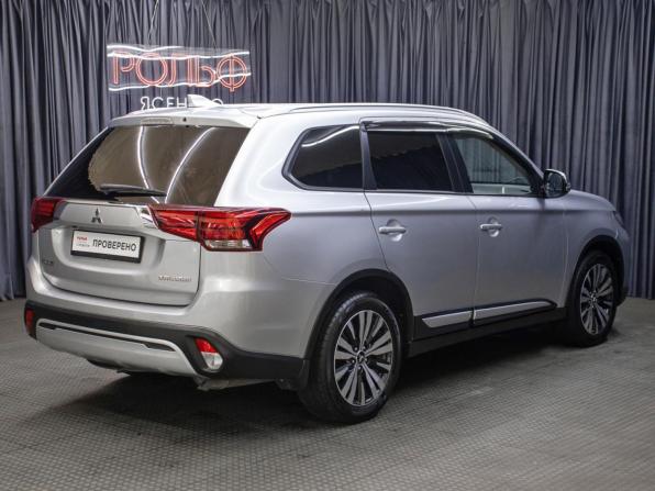 Mitsubishi Outlander III Рестайлинг 3 с пробегом 2019 года, цена 2 498 000 рублей, 75392 км, внедорожник, Автокод Объявления
