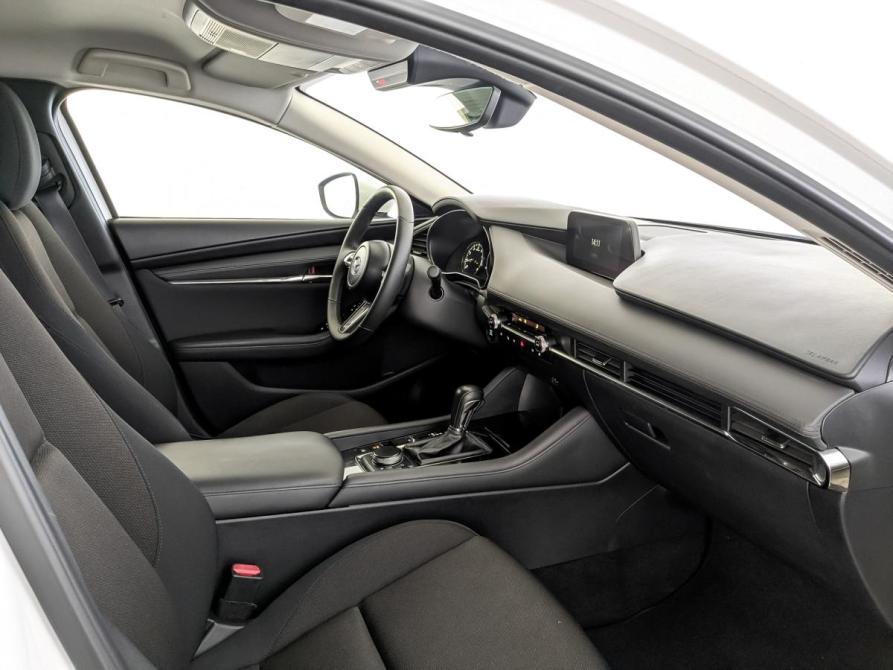Mazda 3 IV (BP) Москва  - изображение 11
