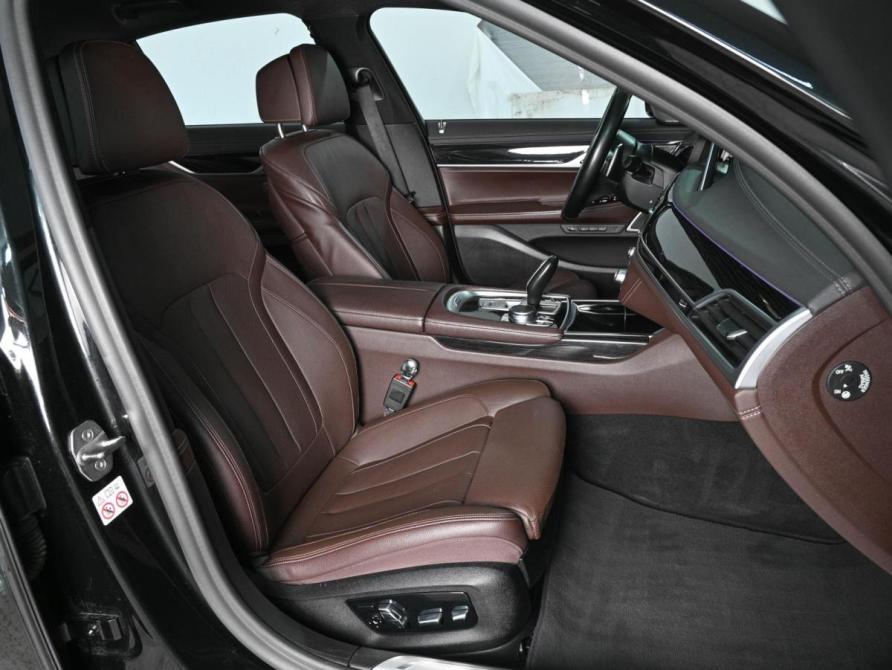 BMW 7 серии VI (G11/G12) Рестайлинг Ростов-на-Дону  - изображение 8