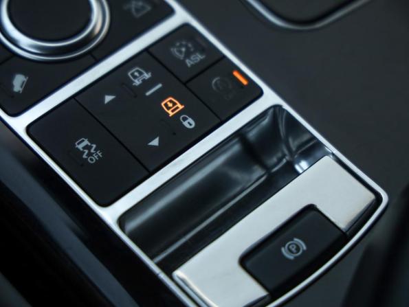 Land Rover Range Rover IV с пробегом 2016 года, цена 3 989 000 рублей, 137497 км, внедорожник, Автокод Объявления