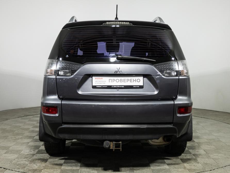 Mitsubishi Outlander II Рестайлинг Санкт-Петербург  - изображение 6