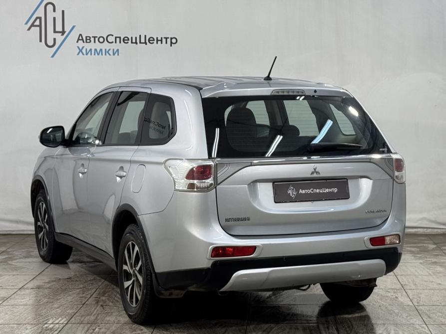 Mitsubishi Outlander III Рестайлинг Химки  - изображение 4