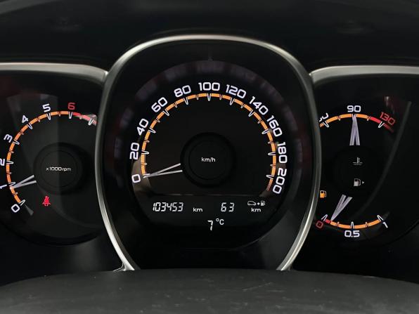 Lada (ВАЗ) Vesta I с пробегом 2019 года, цена 865 000 рублей, 103452 км, седан, Автокод Объявления