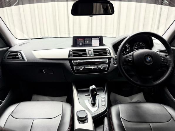 BMW 1 серии II (F20/F21) Рестайлинг 2 с пробегом 2018 года, цена 1 999 000 рублей, 11639 км, хэтчбек, Автокод Объявления