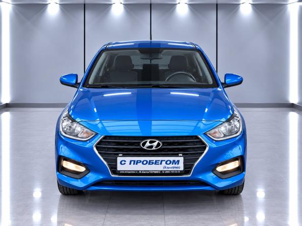 Hyundai Solaris II с пробегом 2019 года, цена 1 415 000 рублей, 72042 км, седан, Автокод Объявления