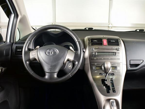 Toyota Auris I с пробегом 2008 года, цена 799 995 рублей, 167950 км, хэтчбек, Автокод Объявления
