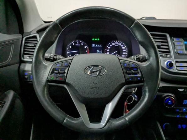 Hyundai Tucson III с пробегом 2016 года, цена 1 700 000 рублей, 128177 км, внедорожник, Автокод Объявления