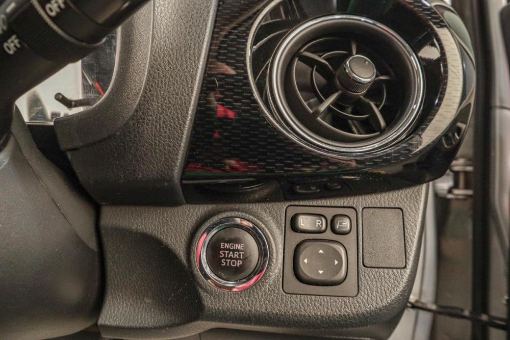 Toyota Vitz III (XP130) Рестайлинг Челябинск  - изображение 10