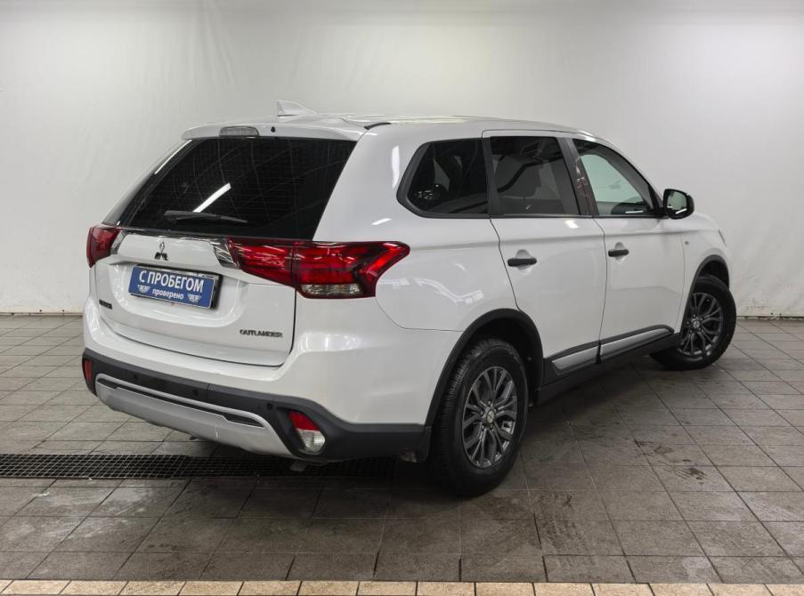 Mitsubishi Outlander III Рестайлинг 3 Санкт-Петербург  - изображение 2