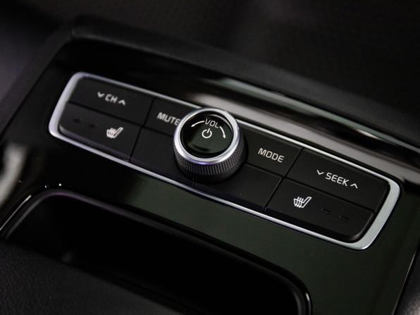 Kia K5 III с пробегом 2020 года, цена 3 000 000 рублей, 41546 км, седан, Автокод Объявления