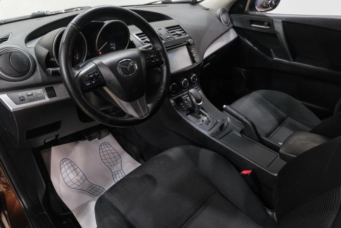 Mazda 3 II (BL) Рестайлинг с пробегом 2012 года, цена 959 000 рублей, 241000 км, седан, Автокод Объявления