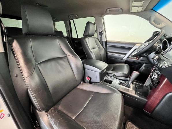 Toyota Land Cruiser Prado 150 Series Рестайлинг 1 с пробегом 2014 года, цена 3 199 000 рублей, 250008 км, внедорожник, Автокод Объявления