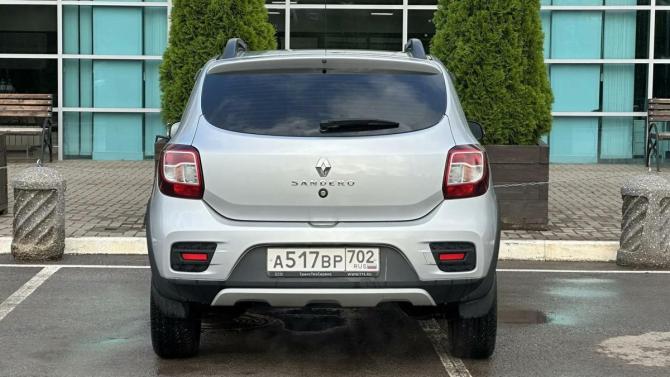 Renault Sandero II Рестайлинг с пробегом 2019 года, цена 1 225 000 рублей, 77774 км, хэтчбек, Автокод Объявления