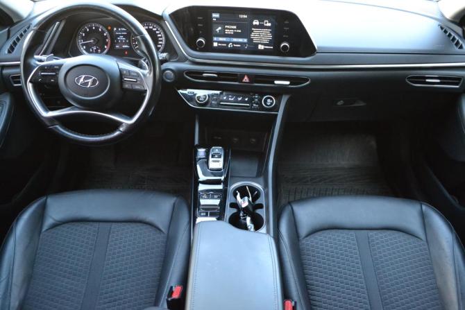 Hyundai Sonata VIII (DN8) с пробегом 2021 года, цена 2 490 000 рублей, 82040 км, седан, Автокод Объявления