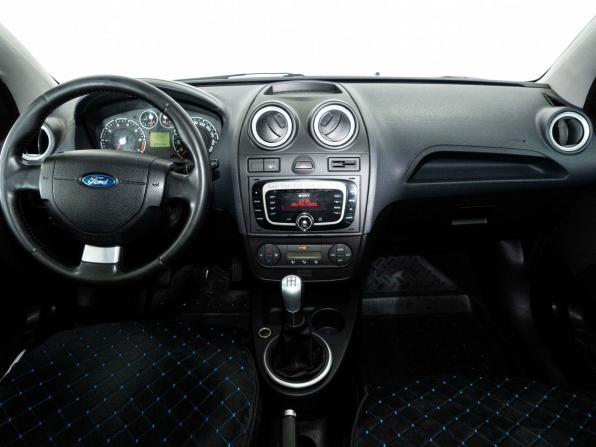 Ford Fiesta Mk5 с пробегом 2008 года, цена 355 000 рублей, 234350 км, хэтчбек, Автокод Объявления