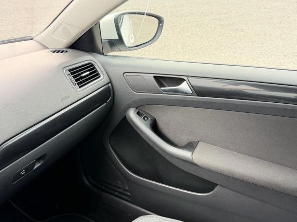 Volkswagen Jetta VI с пробегом 2012 года, цена 855 000 рублей, 227535 км, седан, Автокод Объявления