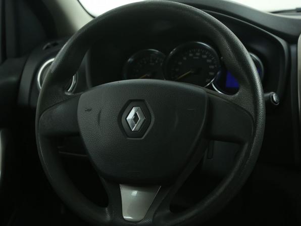 Renault Logan II с пробегом 2015 года, цена 584 000 рублей, 192900 км, седан, Автокод Объявления