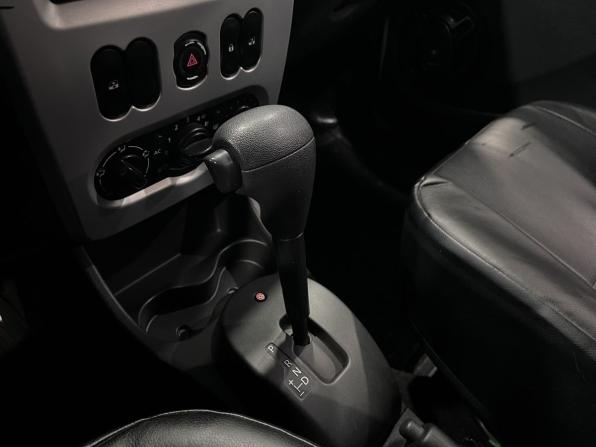 Renault Sandero I с пробегом 2012 года, цена 591 000 рублей, 237182 км, хэтчбек, Автокод Объявления