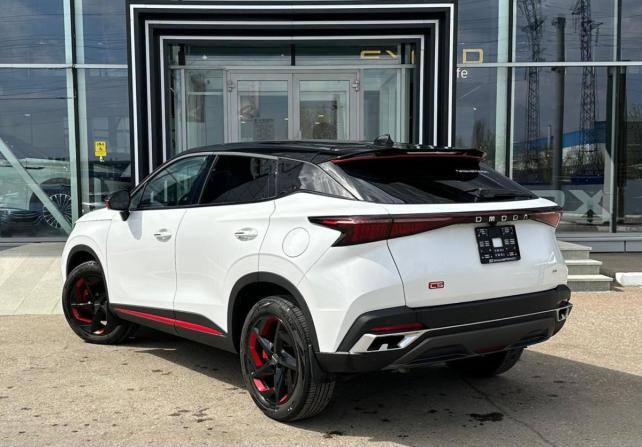 Omoda C5 I с пробегом 2023 года, цена 2 335 000 рублей, 3576 км, внедорожник, Автокод Объявления