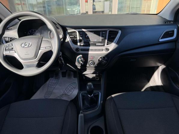 Hyundai Solaris II Рестайлинг с пробегом 2020 года, цена 990 000 рублей, 199815 км, седан, Автокод Объявления