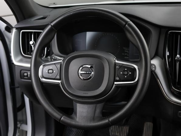 Volvo XC60 II Рестайлинг с пробегом 2021 года, цена 4 049 000 рублей, 72730 км, внедорожник, Автокод Объявления