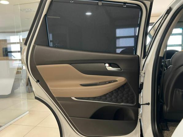 Hyundai Santa Fe IV с пробегом 2018 года, цена 3 710 000 рублей, 67904 км, внедорожник, Автокод Объявления