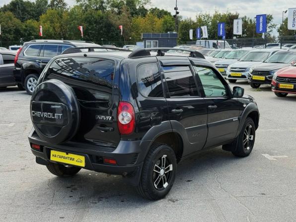 Chevrolet Niva I Рестайлинг с пробегом 2018 года, цена 639 000 рублей, 124409 км, внедорожник, Автокод Объявления
