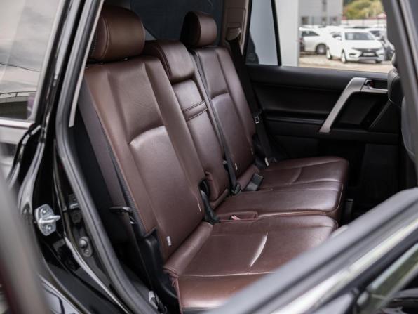 Toyota Land Cruiser Prado 150 Series Рестайлинг 2 с пробегом 2018 года, цена 6 850 000 рублей, 102627 км, внедорожник, Автокод Объявления