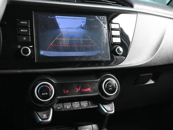 Kia Rio IV Рестайлинг с пробегом 2021 года, цена 1 399 000 рублей, 83152 км, хэтчбек, Автокод Объявления