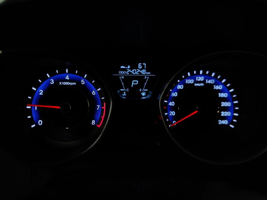 Hyundai Elantra V (MD) Москва  - изображение 18