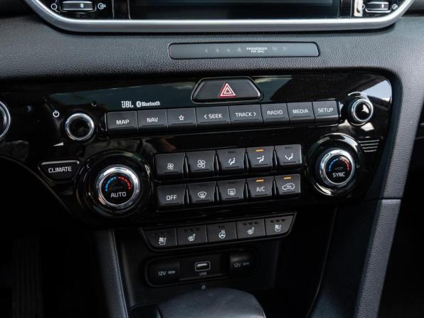 Kia Sportage IV Рестайлинг с пробегом 2021 года, цена 2 650 000 рублей, 77977 км, внедорожник, Автокод Объявления
