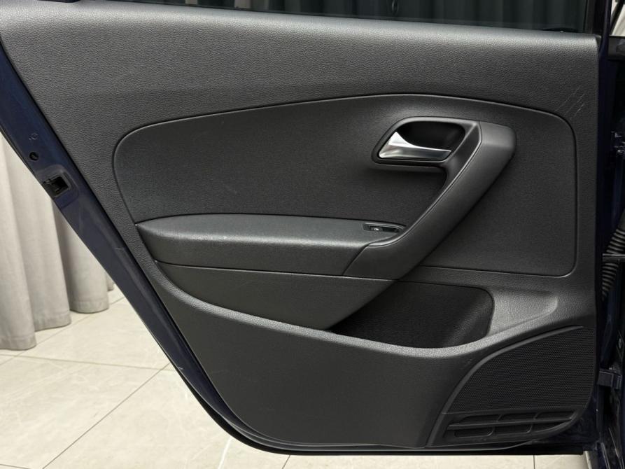Volkswagen Polo V Ижевск  - изображение 23
