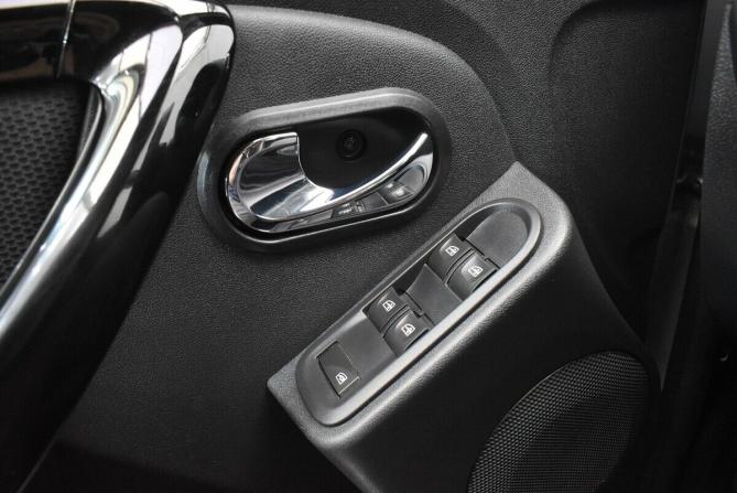 Renault Duster I Рестайлинг с пробегом 2019 года, цена 1 495 000 рублей, 142576 км, внедорожник, Автокод Объявления
