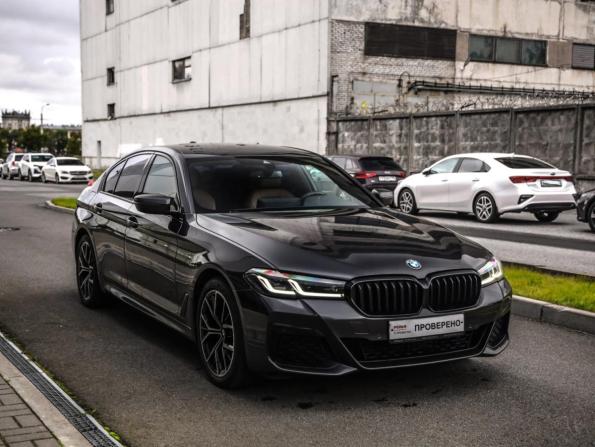 BMW 5 серии VII (G30/G31/G38) Рестайлинг с пробегом 2021 года, цена 5 199 000 рублей, 50102 км, седан, Автокод Объявления