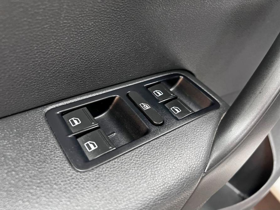 Volkswagen Polo V Рестайлинг Тверь  - изображение 14