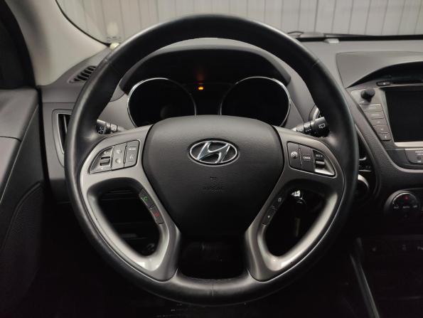 Hyundai ix35 I Рестайлинг с пробегом 2014 года, цена 1 560 000 рублей, 85778 км, внедорожник, Автокод Объявления