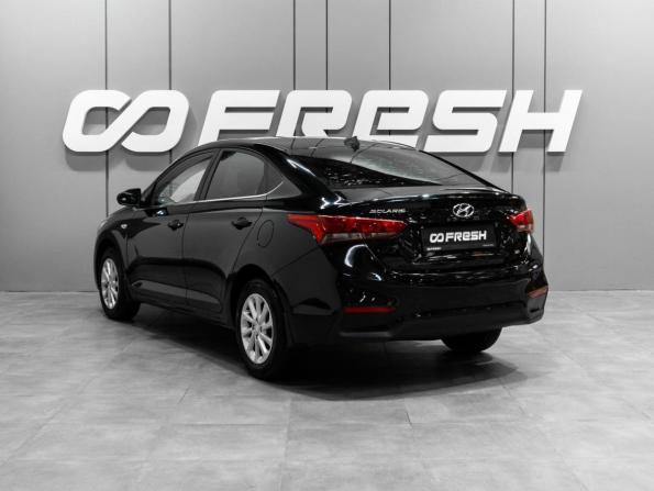 Hyundai Solaris II с пробегом 2018 года, цена 1 429 000 рублей, 69550 км, седан, Автокод Объявления