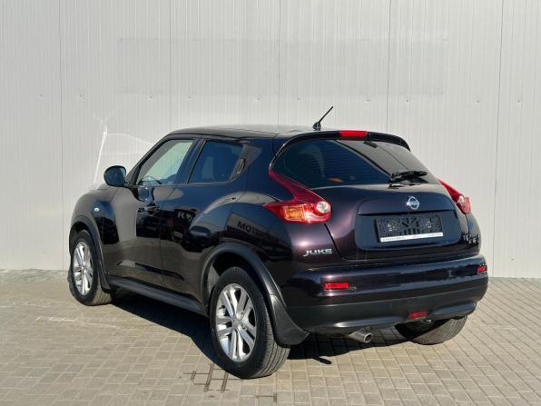 Nissan Juke I с пробегом 2013 года, цена 1 040 000 рублей, 217000 км, внедорожник, Автокод Объявления