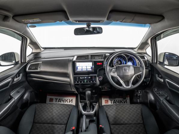 Honda Fit III с пробегом 2016 года, цена 985 000 рублей, 110577 км, хэтчбек, Автокод Объявления