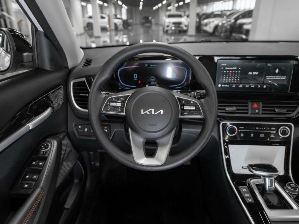 Kia Seltos I Рестайлинг с пробегом 2026 года, цена 2 850 000 рублей, 25 км, внедорожник, Автокод Объявления