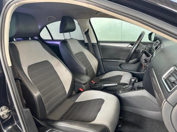 Volkswagen Jetta VI с пробегом 2013 года, цена 970 000 рублей, 187000 км, седан, Автокод Объявления