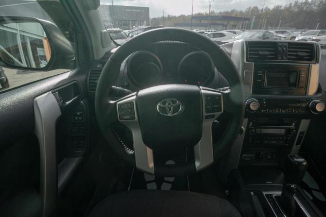 Toyota Land Cruiser Prado 150 Series с пробегом 2013 года, цена 2 845 000 рублей, 160000 км, внедорожник, Автокод Объявления