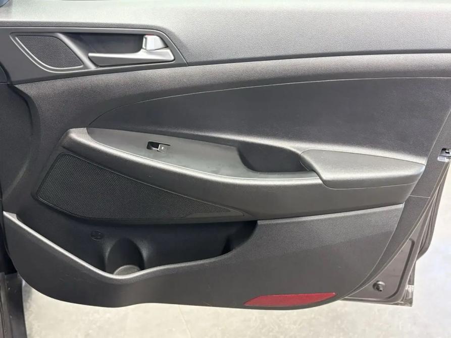 Hyundai Tucson III Саратов  - изображение 12