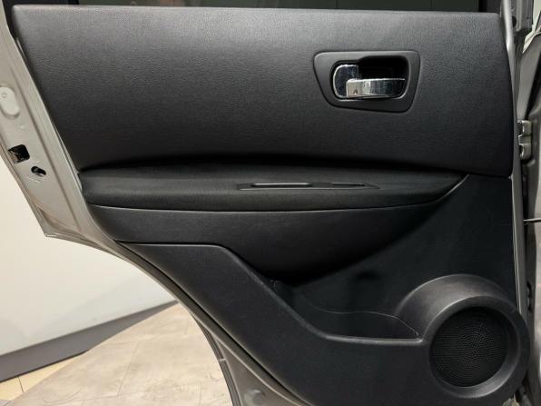 Nissan Qashqai I Рестайлинг с пробегом 2010 года, цена 899 000 рублей, 324495 км, внедорожник, Автокод Объявления