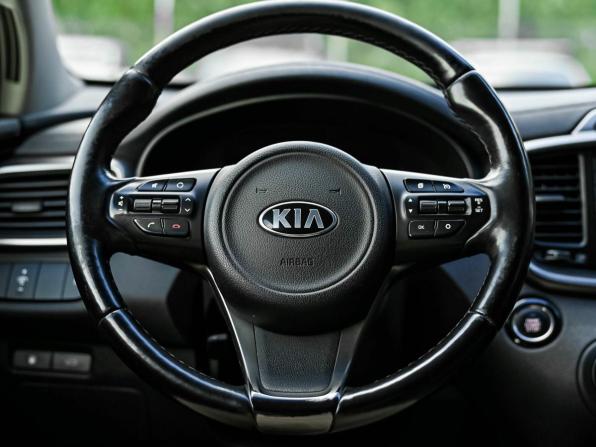 Kia Sorento III Prime с пробегом 2017 года, цена 2 299 000 рублей, 241627 км, внедорожник, Автокод Объявления
