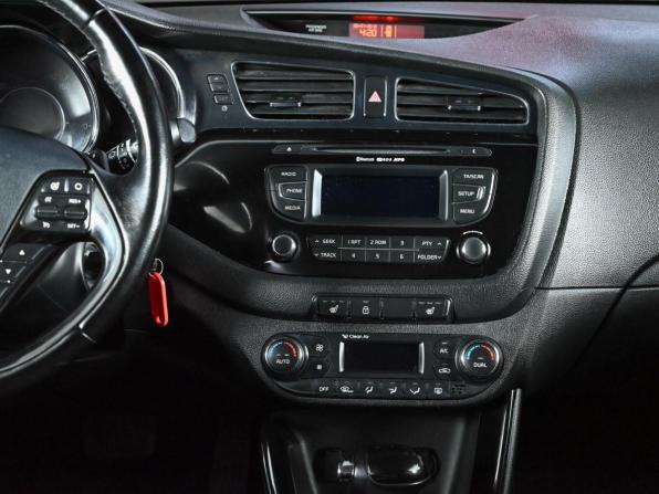 Kia Ceed II с пробегом 2012 года, цена 1 100 000 рублей, 194633 км, хэтчбек, Автокод Объявления
