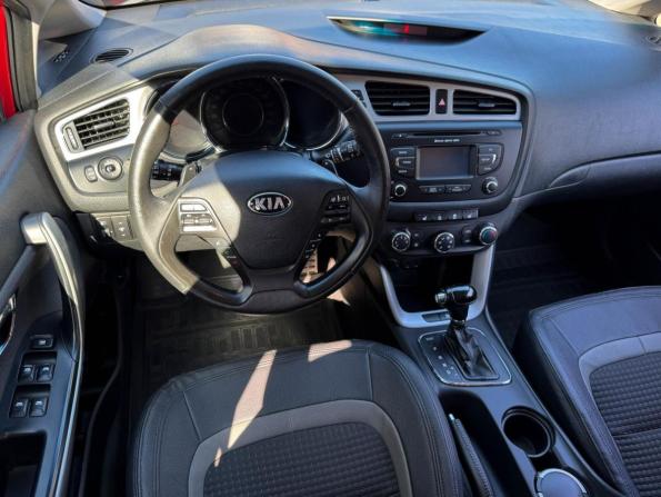 Kia Ceed II с пробегом 2013 года, цена 1 349 000 рублей, 120498 км, универсал, Автокод Объявления